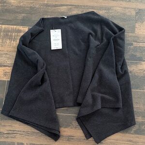 Zara Elegant Black Cape